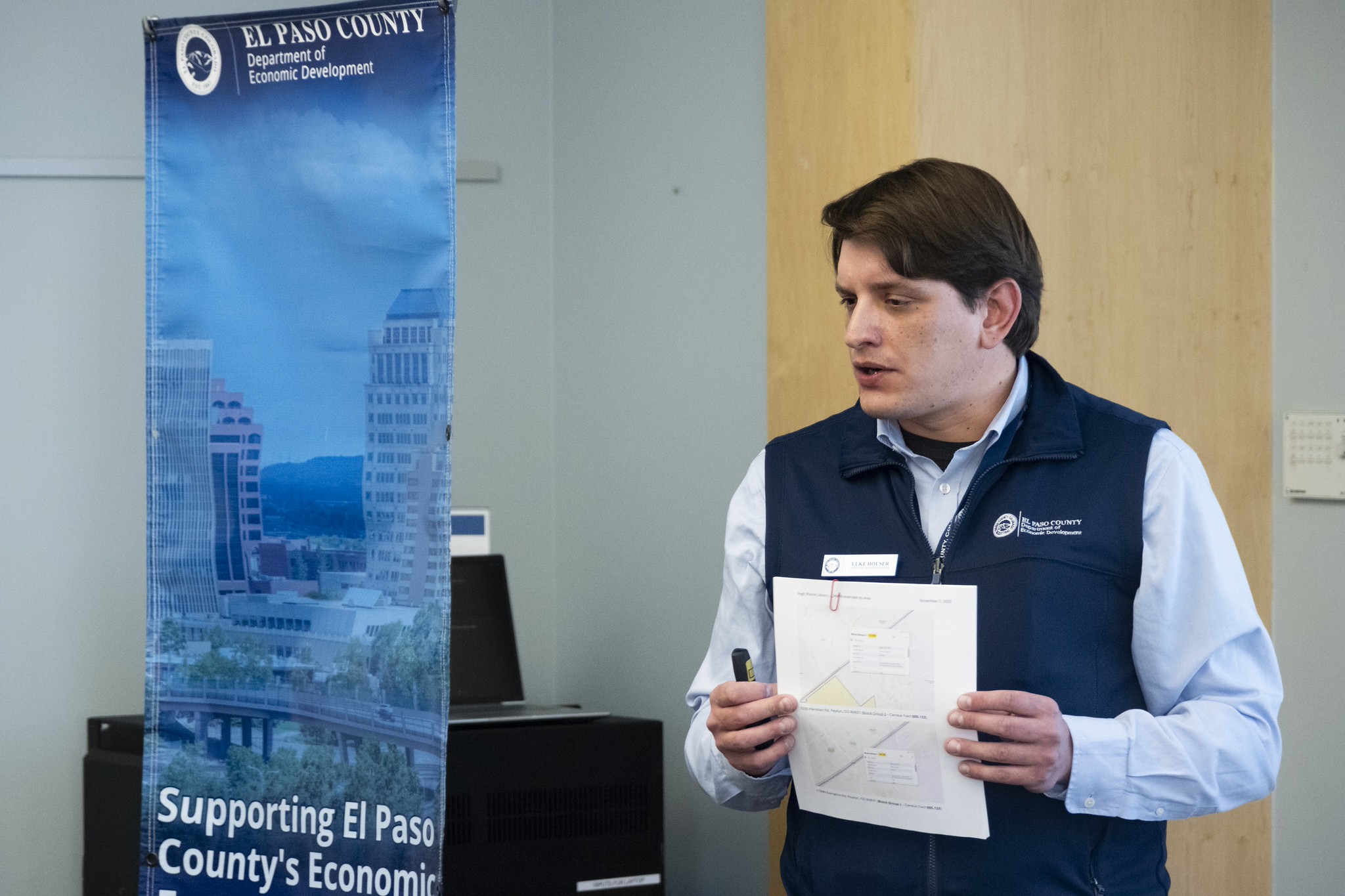 Luke Houser 11.7.25 Luke Houser speaks at the High Prairie Library event.