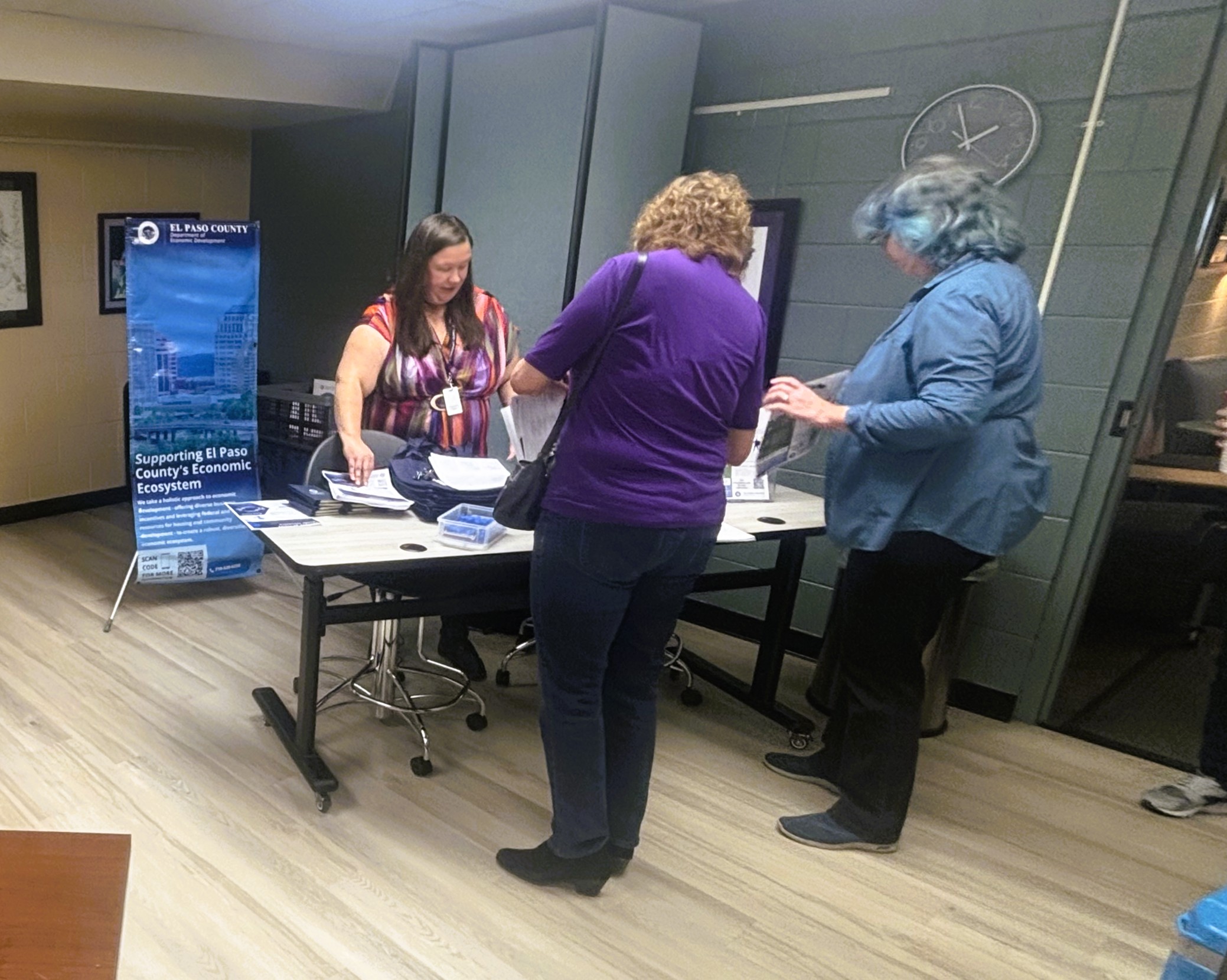 Randi Davis greets attendees at the February 27 event.